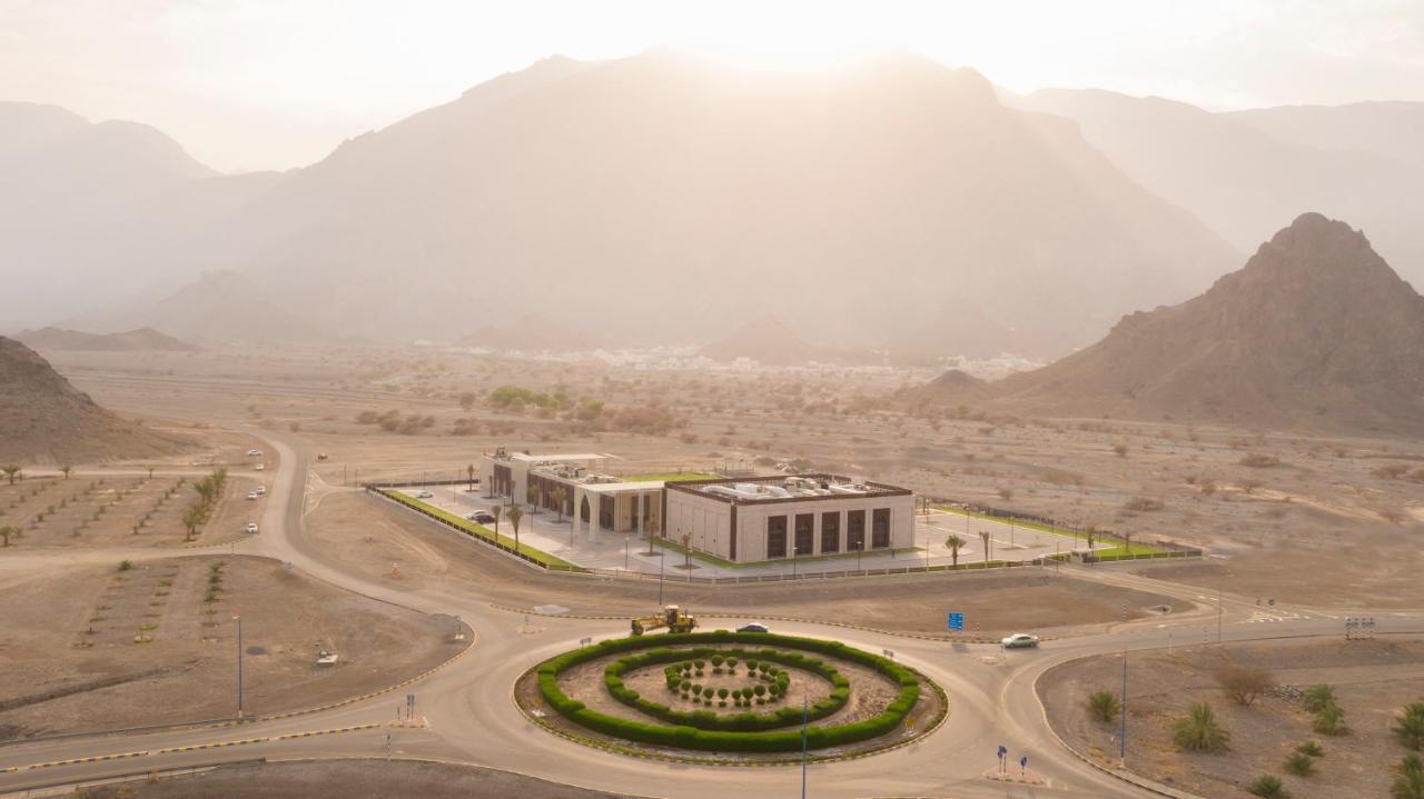 استراحة الفيحاء Al Feyhaa Resthouse Hotel Samail Luaran gambar